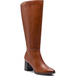 Kozaki CAPRICE - 9-25517-21 Cognac Nappa 303. Brązowe buty zimowe damskie Caprice, z materiału, przed kolano, na wysokim obcasie, na obcasie. W wyprzedaży za 379,00 zł.