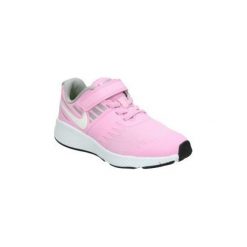 Buty Dziecko Nike 921442-602. Różowe trampki dziewczęce Nike, bez wzorów, bez zapięcia. Za 153,73 zł.