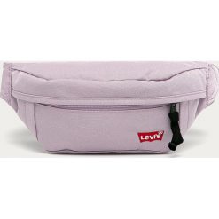 Levi's - Nerka. Fioletowe nerki damskie Levi's®, w paski, z poliesteru, bez dodatków. W wyprzedaży za 99,90 zł.