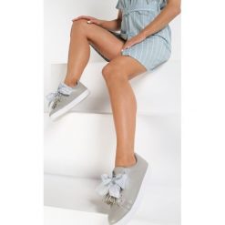 Szare Buty Sportowe Beautifull Dream. Szare buty sportowe damskie Renee. Za 49,99 zł.