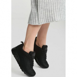 Czarne Buty Sportowe Maximize. Czarne buty sportowe damskie marki other, z materiału. Za 99,99 zł.