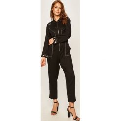 Desigual - Kombinezon. Czarne kombinezony damskie Desigual, na co dzień, s, bez wzorów, z lyocellu, casualowe, bez kołnierzyka, z długim rękawem, długie. W wyprzedaży za 499,90 zł.