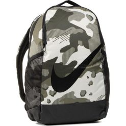 Plecak NIKE - CQ0475 072 Zielony. Zielone plecaki męskie Nike, bez wzorów, z materiału, sportowe. Za 129,00 zł.