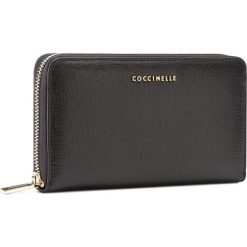 Portfele damskie: Duży Portfel Damski COCCINELLE – AW1 Metallic Saffiano E2 AW1 11 32 01 Noir 001