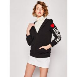 Bluza LOVE MOSCHINO W333307M 4165. Czerwone bluzy damskie Love Moschino, m, bez wzorów, z bawełny, bez rękawów, bez kaptura. W wyprzedaży za 639,00 zł.