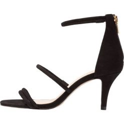 Sandały damskie: Vince Camuto AVIRAN Sandały black