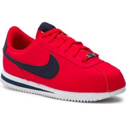 Buty NIKE - Cortez Basic Sl (GS) 904764 600 University Red/Obsidian/White. Czerwone buty sportowe damskie Nike, bez wzorów, ze skóry ekologicznej, bez obcasa, na płaskiej podeszwie, bez zapięcia. W wyprzedaży za 219,00 zł.