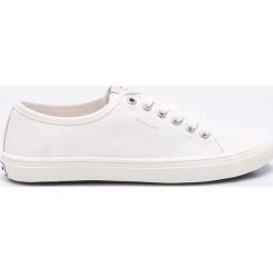 Gant - Tenisówki New Haven. Białe tenisówki damskie marki GANT, z materiału, na sznurówki. W wyprzedaży za 199,90 zł.