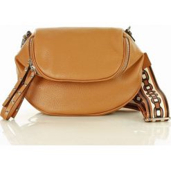 Lili torebka crossbody sport leather marco mazzini - camel. Brązowe torebki damskie sportowe MAZZINI, w paski, ze skóry, sportowe, bez dodatków. W wyprzedaży za 239,00 zł.