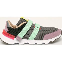 Sorel - Buty Kinetic Lite Strap. Szare buty sportowe damskie Sorel, bez wzorów, ze skóry, sportowe. Za 429,90 zł.