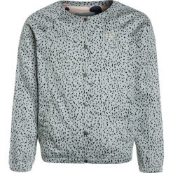 Hummel JUNE REVERSIBLE Kurtka przejściowa multi colour. Niebieskie kurtki chłopięce przejściowe marki Hummel, z bawełny. W wyprzedaży za 206,10 zł.