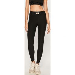Reebok Classic - Legginsy. Czarne spodnie damskie Reebok Classic, s, bez wzorów, z elastanu. Za 169,90 zł.