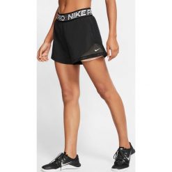 Nike Szorty Czarny. Czarne szorty damskie Nike, l, bez wzorów, z elastanu. Za 154,95 zł.