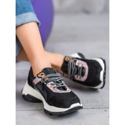 Wygodne sneakersy ze skÓry. Sneakersy damskie GOODIN, ze skóry. Za 164,90 zł.