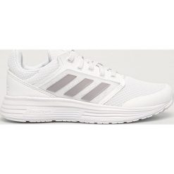 Adidas - Buty Galaxy 5. Białe buty sportowe damskie Adidas, bez wzorów, z gumy, sportowe. Za 199,90 zł.