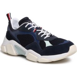 Sneakersy TOMMY HILFIGER - Chunky Material Mix Sneaker FM0FM02660 Desert Sky DW5. Niebieskie sneakersy męskie TOMMY HILFIGER, na co dzień, bez wzorów, z zamszu, bez zapięcia. W wyprzedaży za 459,00 zł.