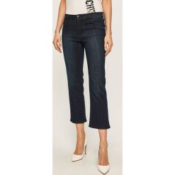 Love Moschino - Jeansy W Q 423. Niebieskie jeansy damskie Love Moschino, s, z obniżonym stanem. W wyprzedaży za 579,90 zł.