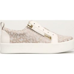 Dkny - Buty. Czarne buty sportowe damskie DKNY, ze skóry ekologicznej. W wyprzedaży za 449,90 zł.