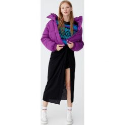 Spódnica midi z węzłem Join Life. Czarne spódniczki damskie Pull&Bear, bez wzorów, midi. Za 89,90 zł.