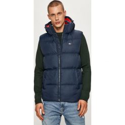 Tommy Jeans - Bezrękawnik puchowy. Niebieskie płaszcze męskie Tommy Jeans, s, bez wzorów, z elastanu, z kapturem. Za 799,90 zł.