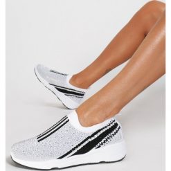 Białe Sneakersy Aroapeia. Białe sneakersy damskie Renee. W wyprzedaży za 89,99 zł.