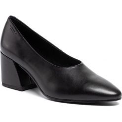 Półbuty VAGABOND - Olivia 4817-301-20 Black. Czarne półbuty damskie Vagabond, bez wzorów, ze skóry, bez obcasa, na obcasie, bez zapięcia. Za 419,00 zł.