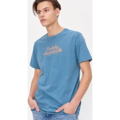 T-shirt z haftem - Niebieski. Niebieskie t-shirty męskie House, s, z haftami, bez kołnierzyka. Za 39,99 zł.