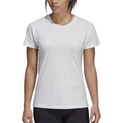 ADIDAS ID WINNERS CREWNECK T-SHIRT > DP3914. Białe bluzki sportowe damskie Adidas, m, bez wzorów, z bawełny, bez kołnierzyka, z krótkim rękawem, krótkie, bez kaptura. W wyprzedaży za 99,99 zł.