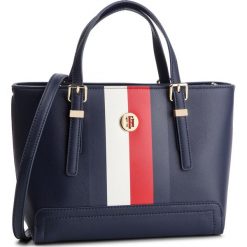 Torebka TOMMY HILFIGER - Honey Small Tote Corp AW0AW06866 901. Niebieskie torebki klasyczne damskie TOMMY HILFIGER, bez wzorów, ze skóry ekologicznej, klasyczne, bez dodatków. W wyprzedaży za 419,00 zł.