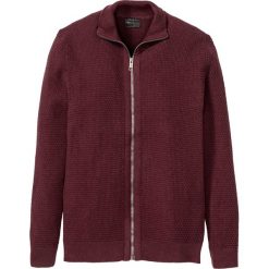 Sweter rozpinany z bawełny z recyklingu bonprix czerwony klonowy. Czerwone swetry męskie bonprix, s, bez wzorów, z bawełny. Za 89,99 zł.