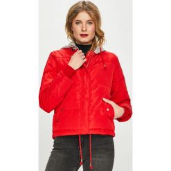 Tally Weijl - Kurtka. Czerwone kurtki damskie TALLY WEIJL, s, bez wzorów, z bawełny, krótkie. W wyprzedaży za 129,90 zł.