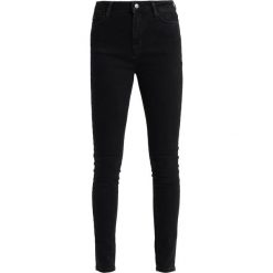 KIOMI Jeans Skinny Fit black denim. Czarne jeansy damskie KIOMI. Za 169,00 zł.