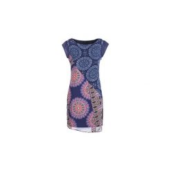 Sukienki krótkie Desigual KIROGA. Niebieskie sukienki damskie Desigual, bez wzorów, bez kołnierzyka, z krótkim rękawem, krótkie, mini. Za 314,30 zł.