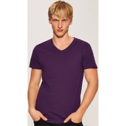 T-shirt basic - Fioletowy. Fioletowe t-shirty męskie marki House, l. Za 25,99 zł.