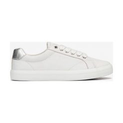 Gant Seanville Sneakers Biały. Białe trampki i tenisówki damskie GANT, bez wzorów, ze skóry, bez zapięcia. Za 481,95 zł.