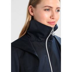 Płaszcze damskie pastelowe: Carolina Cavour Krótki płaszcz dark sapphire