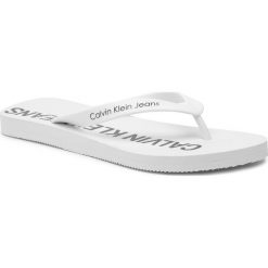 Japonki CALVIN KLEIN JEANS - Errol Jelly S0604 Bright White. Białe klapki męskie Calvin Klein Jeans, bez wzorów, z jeansu. W wyprzedaży za 139,00 zł.