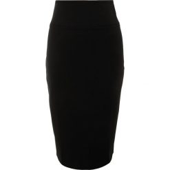 Filippa K PENCIL SKIRT Spódnica ołówkowa black. Czarne spódniczki damskie marki Filippa K, xs, bez wzorów, z elastanu, ołówkowe. Za 589,00 zł.