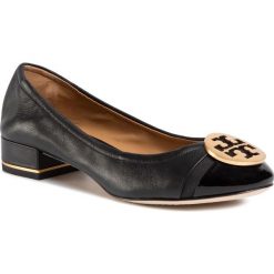 Półbuty TORY BURCH - Minnie Cap-Toe 25mm Ballet 73278 Perfect Black/Perfect Black 004. Czarne półbuty damskie Tory Burch, bez wzorów, ze skóry, bez obcasa, na płaskiej podeszwie, bez zapięcia. Za 1299,00 zł.