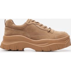 Camelowe sneakersy na platformie - Beżowy. Brązowe sneakersy damskie House. Za 139,99 zł.