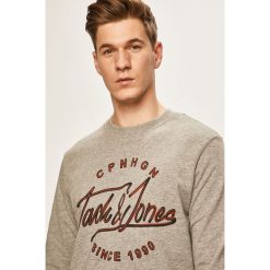 Jack & Jones - Bluza. Żółte bluzy męskie Jack & Jones, s, z nadrukiem, z bawełny, z okrągłym kołnierzem, bez rękawów, bez kaptura. W wyprzedaży za 79,90 zł.