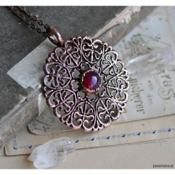 Orientalna Mandala - wisiorek z agatem. Szare wisiorki damskie Pakamera. Za 149,00 zł.