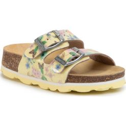 Klapki SUPERFIT - 6-00119-60 M Gelb. Żółte sandały dziewczęce Superfit, ze skóry ekologicznej, bez zapięcia. Za 159,00 zł.