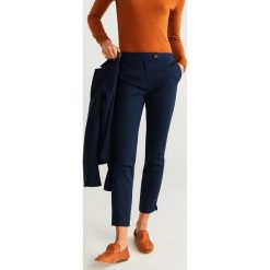 Mango - Spodnie Cofi6-N. Brązowe spodnie damskie Mango, z elastanu. Za 119,90 zł.