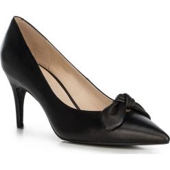 Buty damskie. Czarne szpilki Wittchen, z aplikacjami, ze skóry, eleganckie, bez obcasa, na obcasie, bez zapięcia. W wyprzedaży za 299,90 zł.