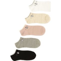 10-pack Mix Kolorów Skarpetki Summer Surprise. Szare skarpetki damskie Born2be, bez wzorów. Za 44,99 zł.