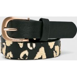 Desigual - Pasek. Czarne paski damskie Desigual, w paski. Za 149,90 zł.