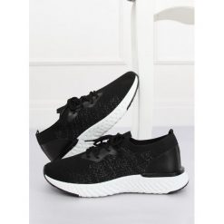 Buty sportowe czarne ACATIC. Czarne buty sportowe damskie FunKee.pl, bez wzorów, ze skóry, sportowe, na fitness i siłownię. Za 106,99 zł.