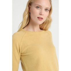 Rosemunde LAICA Sweter cocoon. Żółte swetry klasyczne damskie Rosemunde, z kaszmiru. Za 629,00 zł.