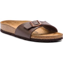 Klapki BIRKENSTOCK - Madrid Bs 0040393 Dark Brown. Pomarańczowe klapki damskie Birkenstock, bez wzorów, ze skóry ekologicznej, bez obcasa. Za 219,00 zł.